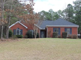 90 Riverside Ct, Sharpsburg, GA 30277