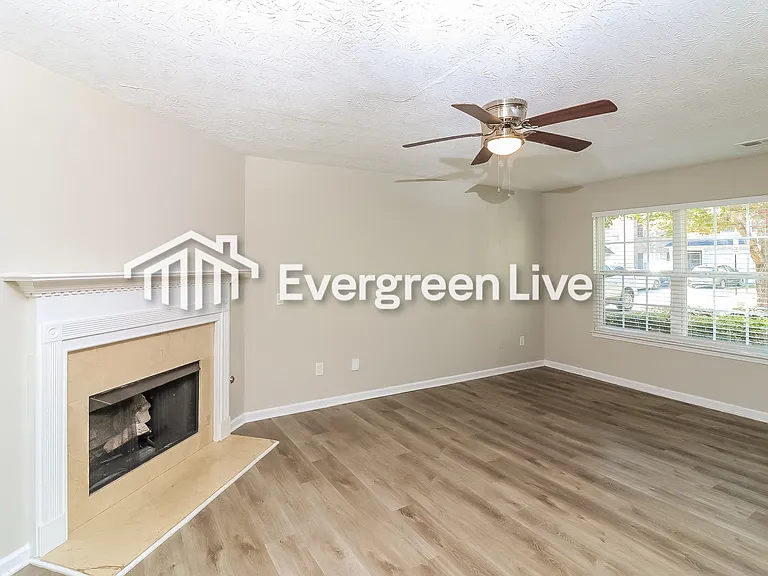 9484 Lakeview Rd — Photo 11
