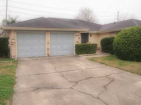 2nd image of 3413 Stoulig Dr