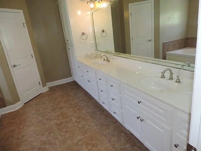 1476 Knob Hill Cir — Photo 34