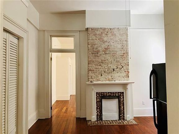 3rd image of 1133 Kerlerec St #A