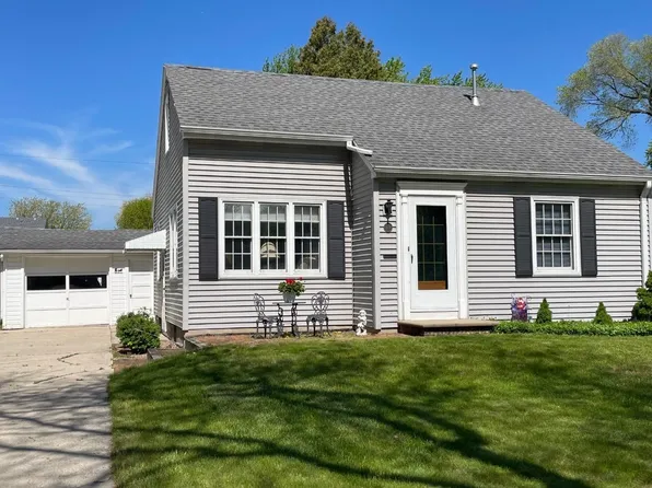 831 Wilson Ave, Green Bay, WI 54303