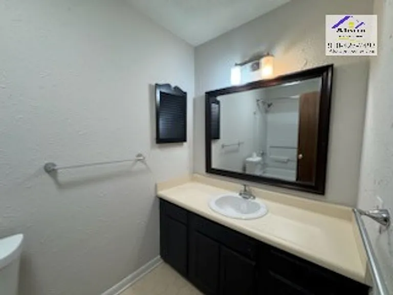 6263 Lake Trail Dr — Photo 14