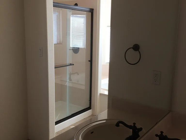 7315 Via Contenta NE — Photo 9