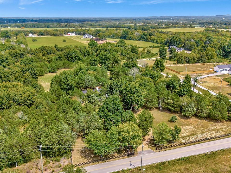 2nd image of 3935 Christiana Hoovers Gap Rd Lot 1