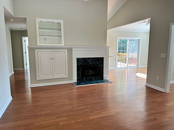 Great room with gas FP