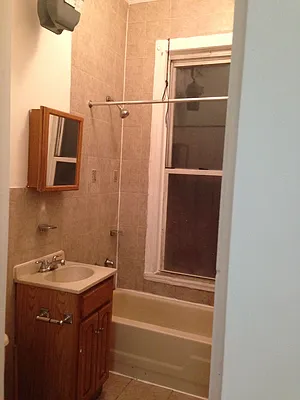 Rented by CENTURY 21 Sunny Gardens Realty, Inc. | media 52