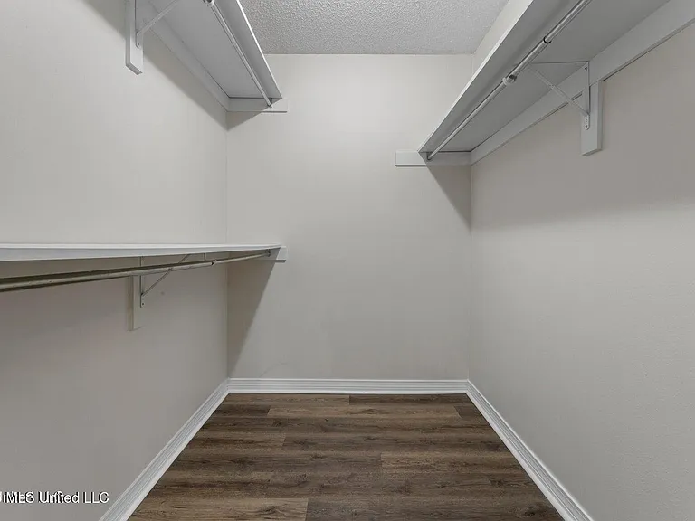 8909 Mermaid Ave — Photo 10