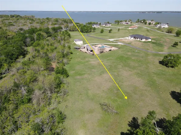 37 Sandy Cove Dr, Streetman, TX 75859