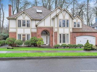 5646 Grand Oaks Dr, Lake Oswego, OR