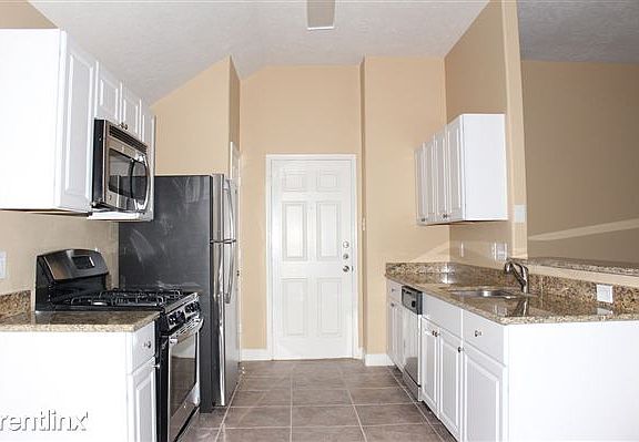 850786_Kitchen