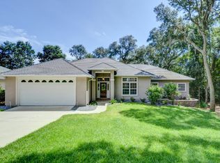 590 Amelia Cir, Fernandina Beach, FL 32034