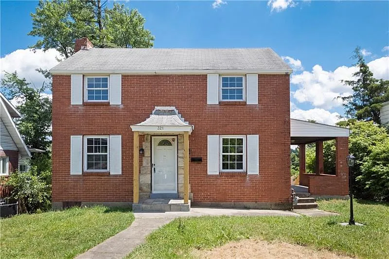 3 bed, 1232 sqft, $1,800 — Photo 1