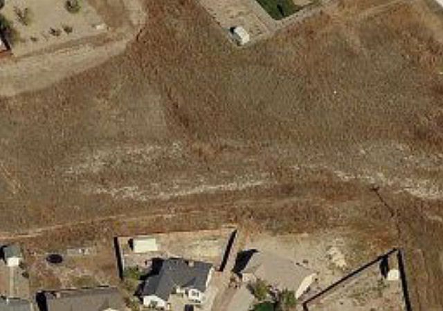 1st image of 255 S Wiggins Dr