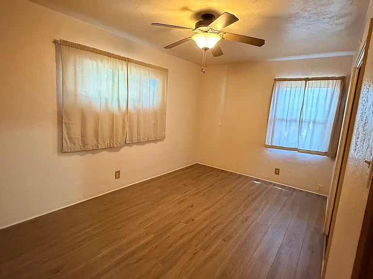 3007 Truman St NE — Photo 12