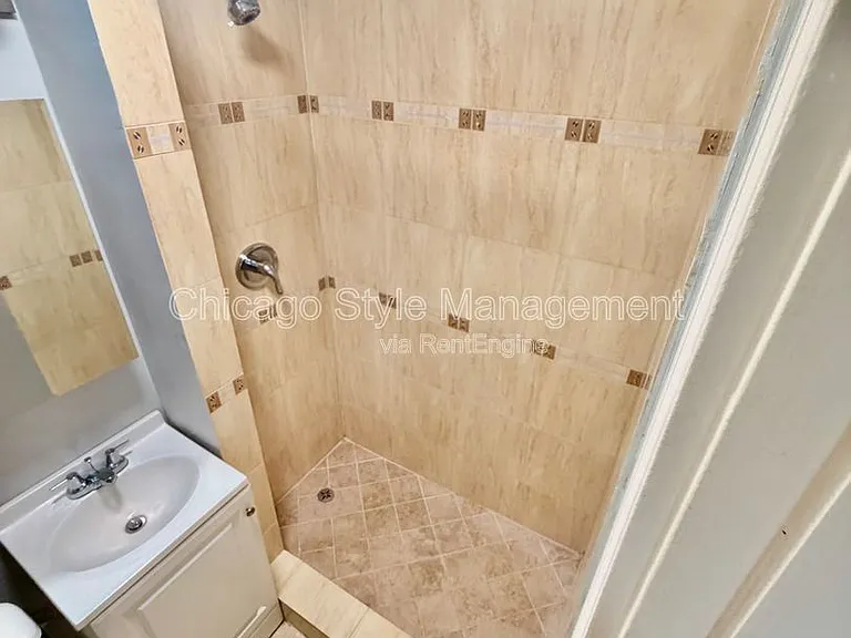 6605 S Kimbark Ave #G — Photo 7