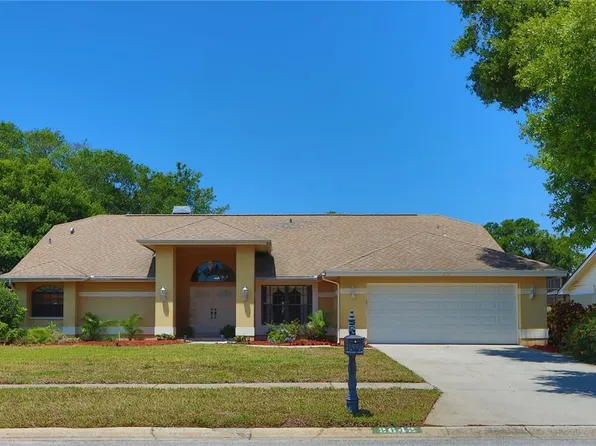 2642 Meadow Wood Dr, Clearwater, FL 33761