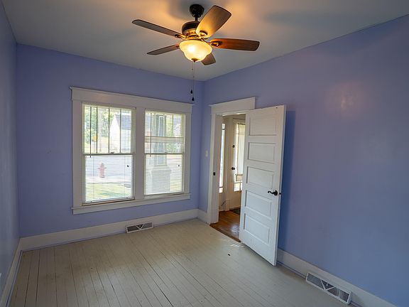 4th image of 237 Sunset Ave