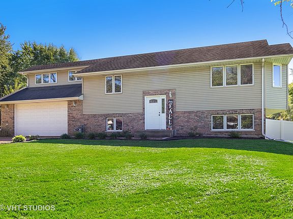 2nd image of 206 Redwood Ave