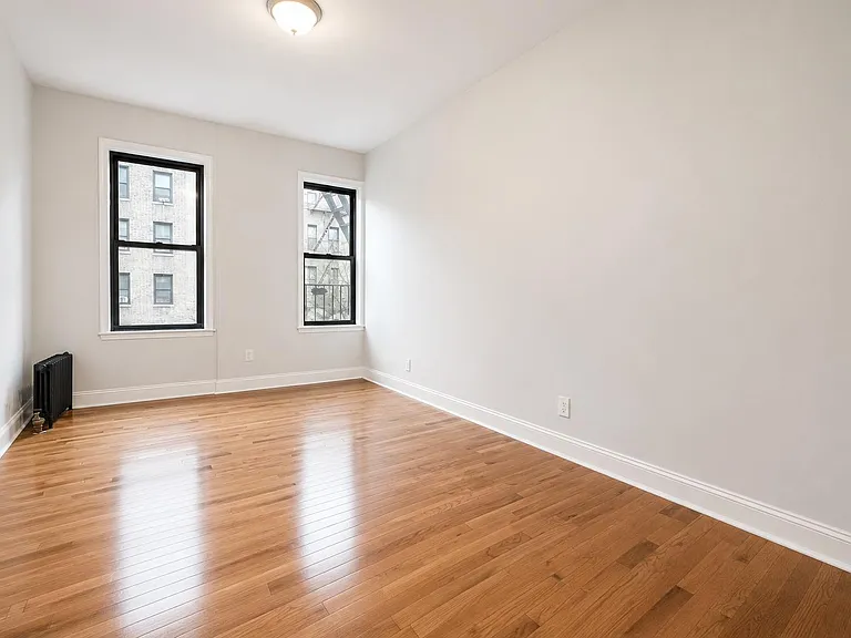 300 Fort Washington Ave #1E — Photo 6