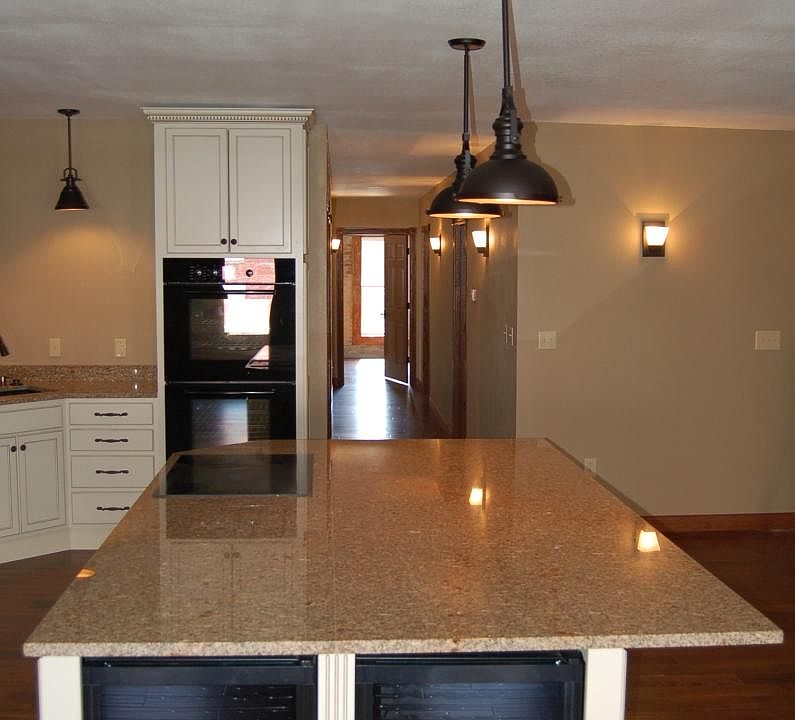 Dual wine coolers in LR