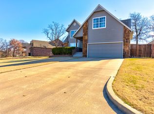 128 Deer Dr, Mannford, OK 74044