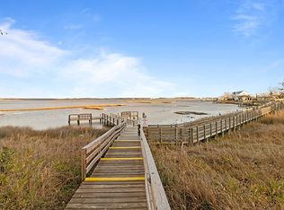 502 Main Street Ext APT 101, Swansboro, NC 28584