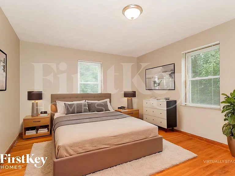 11251 Old Halls Ferry Rd — Photo 8