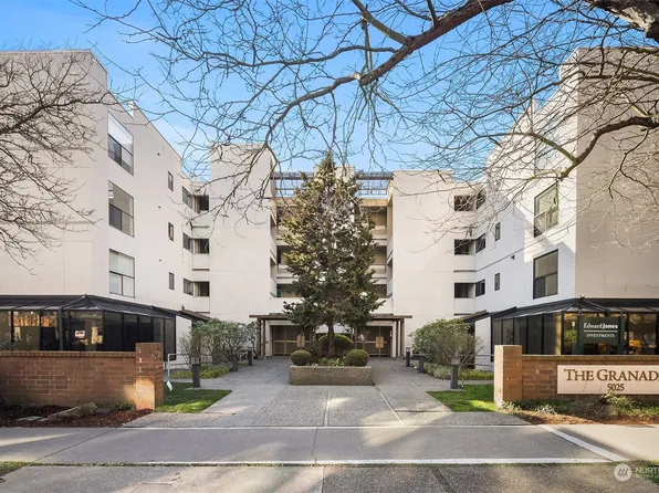 5025 California Avenue SW #206, Seattle, WA 98136