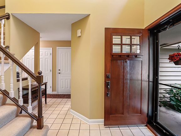 5th image of 2293 Snowshoe Ln E