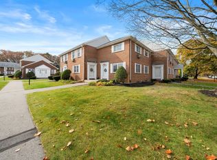 71 Emerson Gardens Rd UNIT 71, Lexington, MA 02420