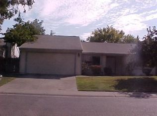 8736 Tiogawoods Dr, Sacramento, CA