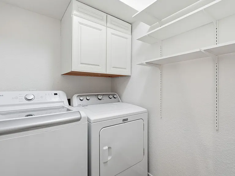 6823 E Grandview Dr — Photo 31