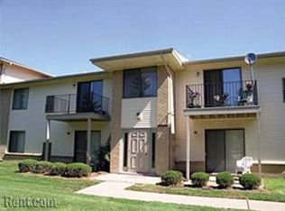 31564 Freedom Rd APT 304, Farmington Hills, MI 48336