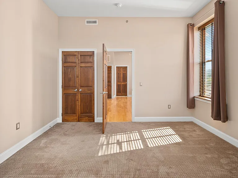 264 S Main St #403 — Photo 17