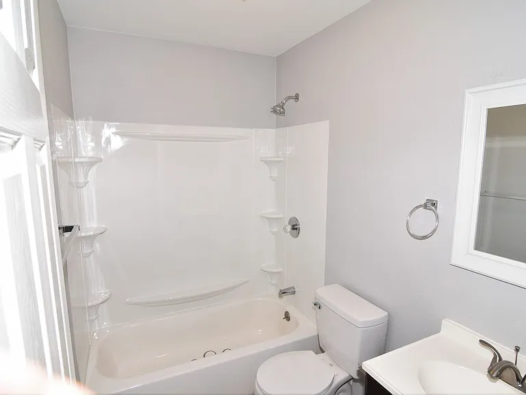 5320 SE 122nd Ave — Photo 46