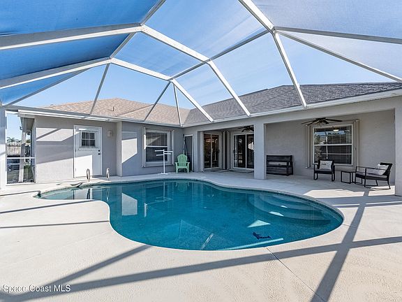 2nd image of 1818 Crane Creek Blvd
