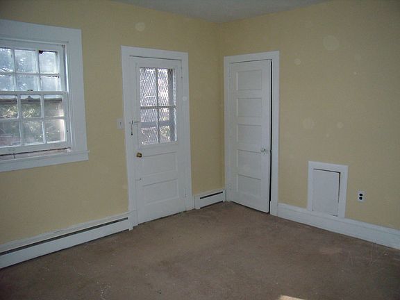 4th image of 1503 N Broom St APT 3A