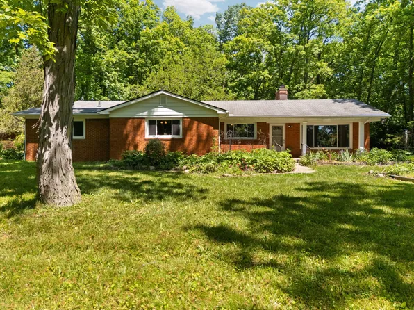 4271 Willis Rd, Milan, MI 48160