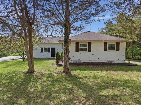 7802 W Rollingwood West Dr, Columbia, MO 65202