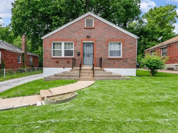 8733 College Ave, Saint Louis, MO 63136