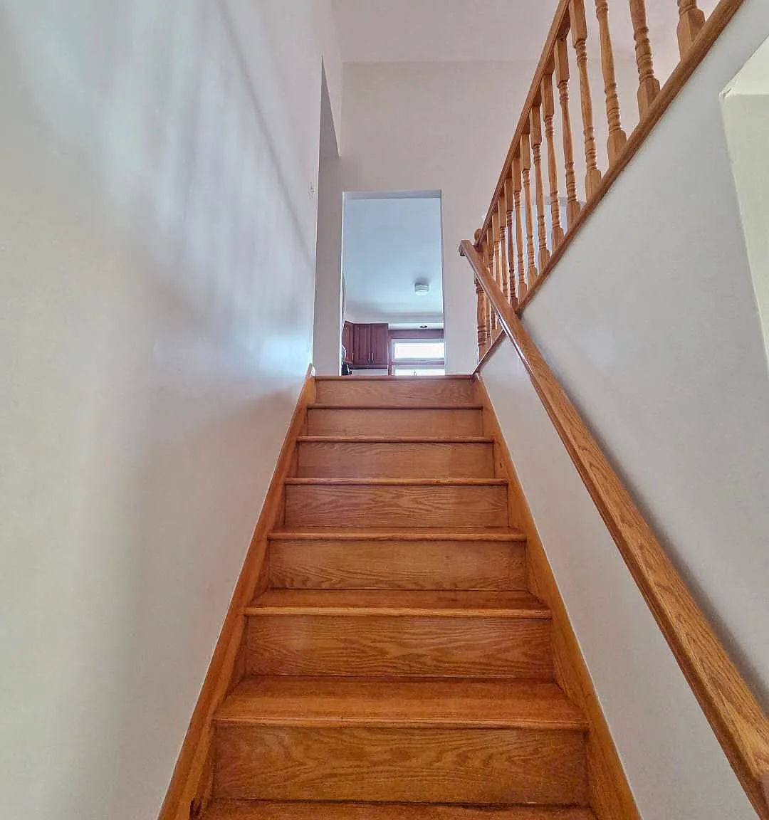 3 bed, 1400 sqft, $3,300 — Photo 3