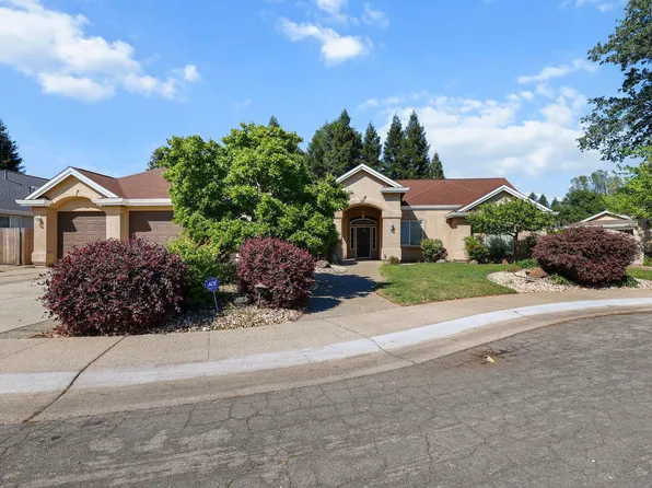 3052 Clear Water Ct, Redding, CA 96002