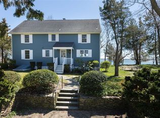 1501 Peconic Bay Blvd, Laurel, NY 11901