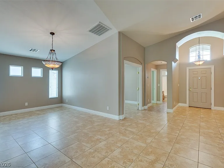 82 Rattlesnake Grass Ct — Photo 4