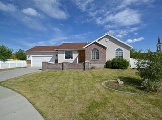 7646 W Wing Pointe Cir, Magna, UT 84044