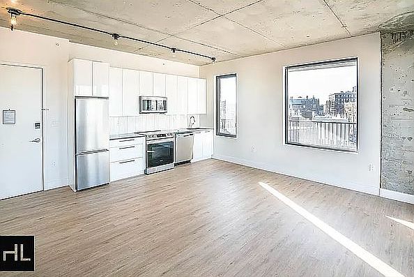 1st image of 815 Flatbush Ave #326