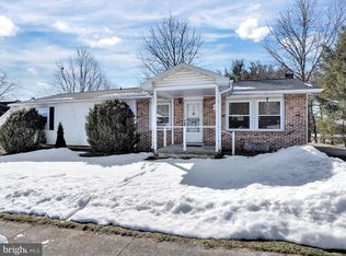 245 Rapho St, Manheim, PA 17545