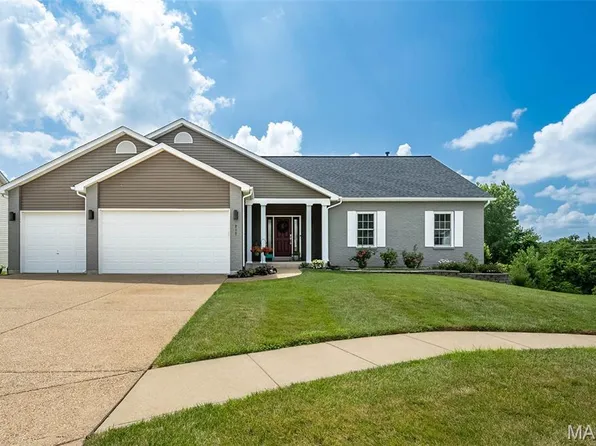 217 Schroeder Grove Dr, Wentzville, MO 63385