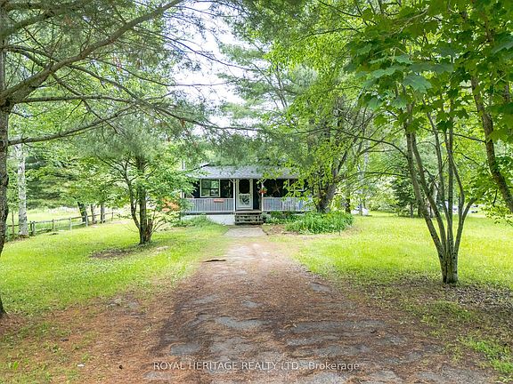 2nd image of 34 Gordon Point Rd